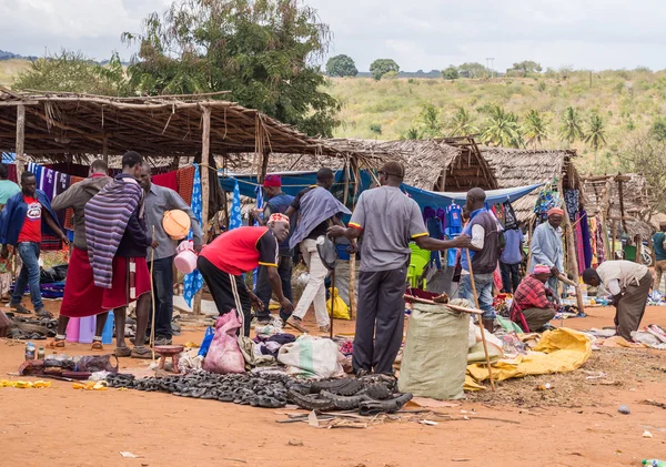 Haftalık Cumartesi Masai Pazar