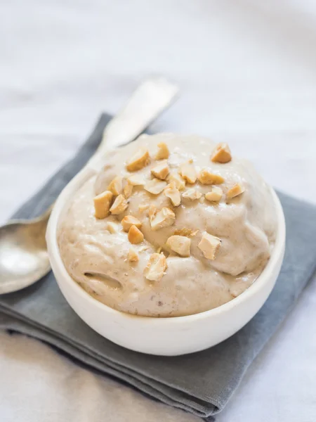 Helado de plátano vegano —  Fotos de Stock