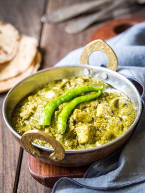 Palak paneer bakır kase