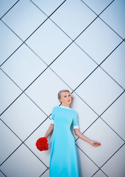 Fashion studio portrait of pretty young hipster blonde woman with bright sexy make up, White urban wall background. — Stock Photo, Image