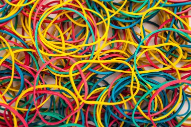 Beyaz arka plan üzerinde izole bankacılık sakız