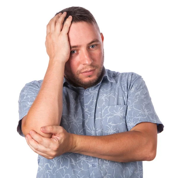 Attrayant homme adulte avec chaume en chemise d'été qui montre un geste sur un fond blanc isolé — Photo