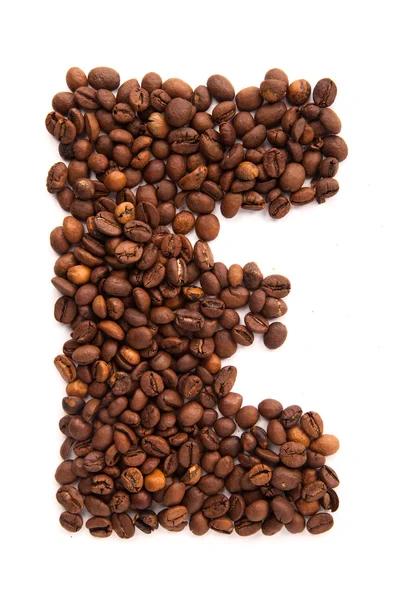 Alphabet letter E of roasted coffee beans isolated on white background — Stock Photo, Image