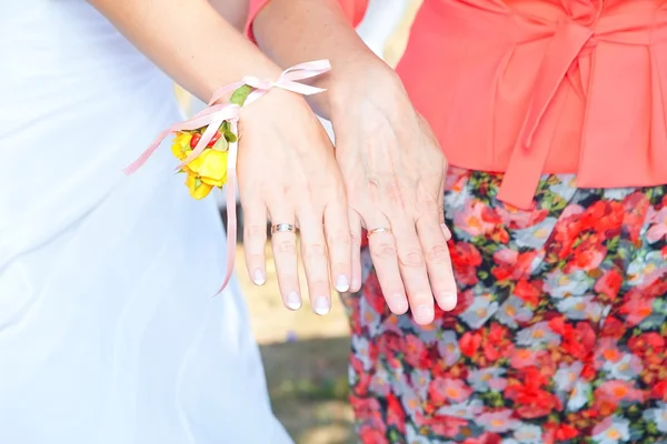 Proposta de casamento, anel de casamento no casamento — Fotografia de Stock