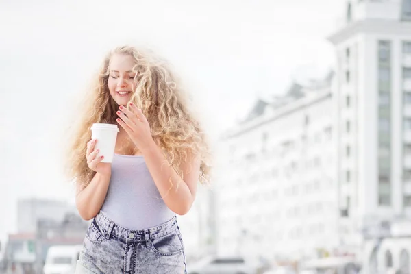 Um sorriso feliz . — Fotografia de Stock