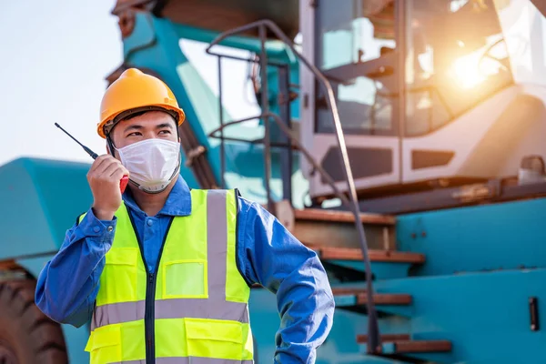 Portrait Warehouse Asian Man Worker Driver Truck Driver Crane Lifting — Stock Photo, Image