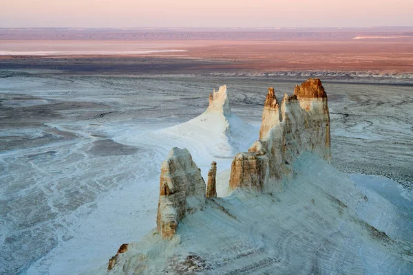 Meseta Ustyurt Uplands Meseta Ustyurt Desierto Meseta Ustyurt Meseta Ustyurt Fotos De Stock Sin Royalties Gratis