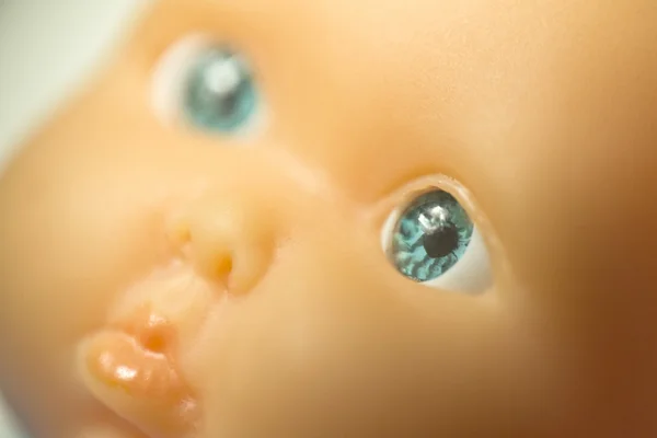 yüz bebek