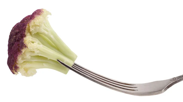 Hybrid lila broccoli och blomkål på en gaffel. — Stockfoto