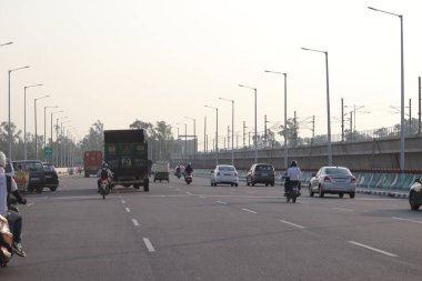 Uttar Pradesh karayoluna yeni delhi