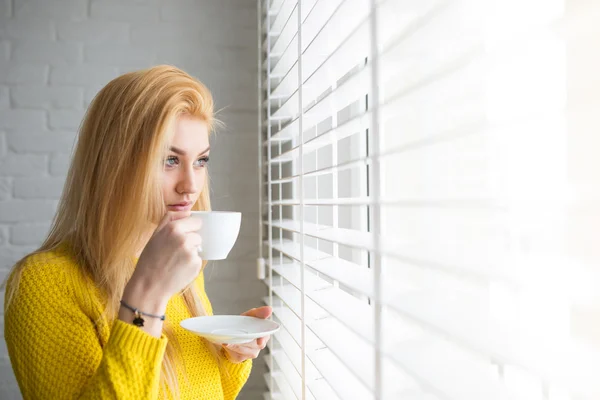 Lazy morning with a cup of tea — Stock Photo, Image