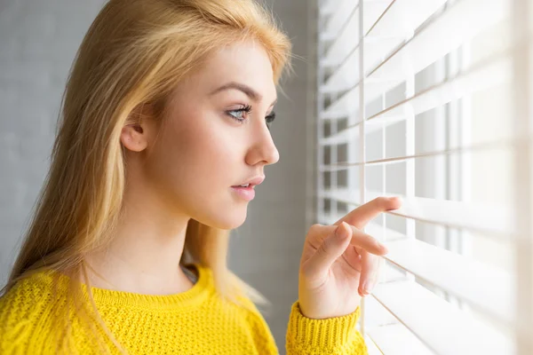 Esperando a alguien importante — Foto de Stock