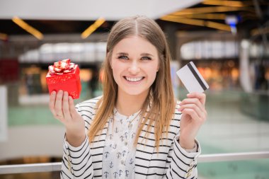 Hediyeler satın alma eğlencelidir