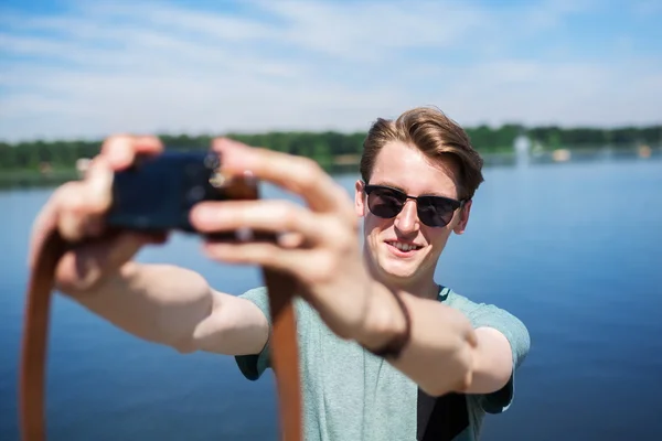 Selfie no lago — Fotografia de Stock