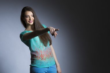 Yaz giysileri moda modeli