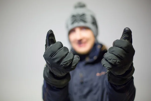 Теплые зимние перчатки — стоковое фото