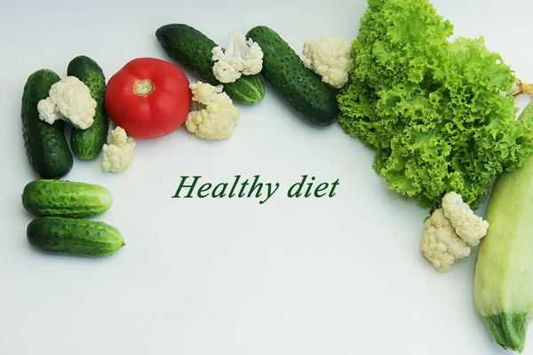 Text Hälsosam Kost Och Färska Grönsaker Isolerad Vit Bakgrund — Stockfoto