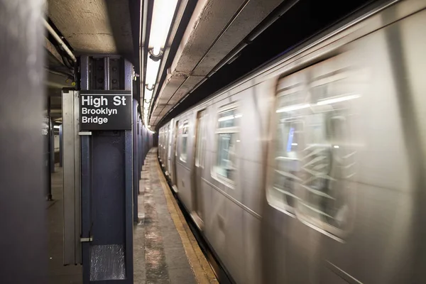 New York Underground Metro Rychle Jedoucím Vlakem — Stock fotografie