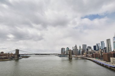 New York 'ta bir köprü panoramisi