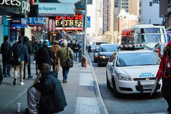 Lidé Auta Ulici New Yorku — Stock fotografie