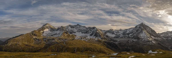 Příroda Krajina Krásných Velkých Hor — Stock fotografie