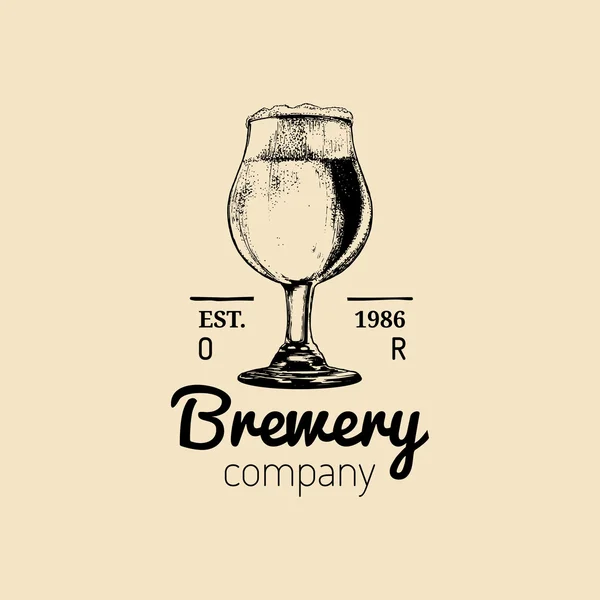 Logotipo retro con cerveza — Vector de stock