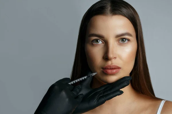 Attractive Woman Getting Hyaluronic Acid Injection Lips Studio Shot Grey — Stock Photo, Image