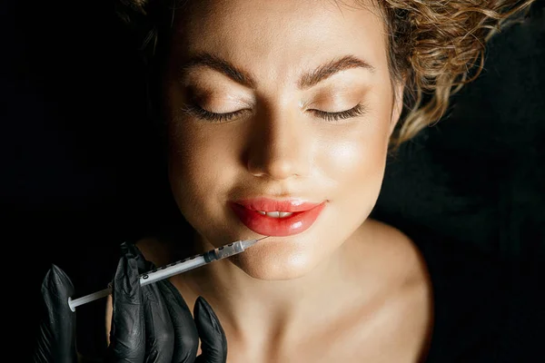 Closeup Shot Glamorous Moman Having Lip Volume Injection Cosmetology Concept — Stock Photo, Image