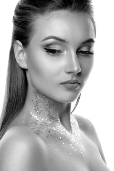 Closeup Beauty Shot Lovely Blond Model Posing Professional Makeup Glitter — Stock Photo, Image