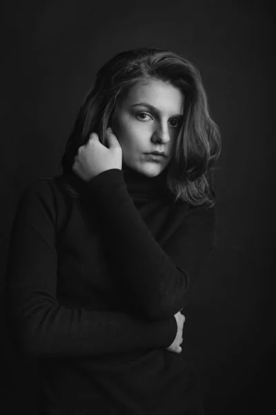 Fashionable Woman Curly Long Hair Wears Black Turtleneck Studio Shot — Stock Photo, Image