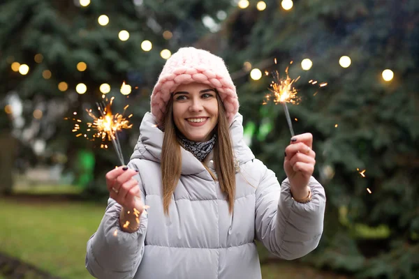 Cheerful Smiling Woman Having Fun Sparklers New Year Tree — Stock Photo, Image