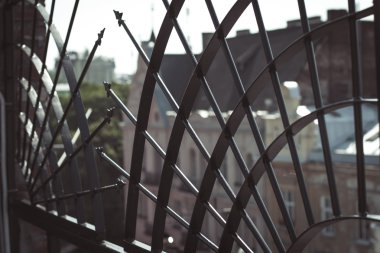 barlar ile kentsel peyzaj