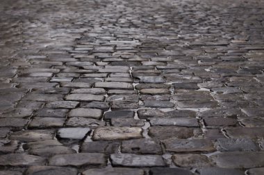 Yağmurdan sonra eski Arnavut kaldırımı