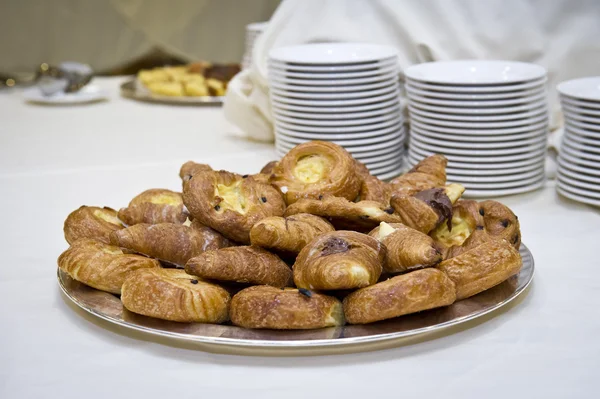 Croissants und Gebäck — Stockfoto