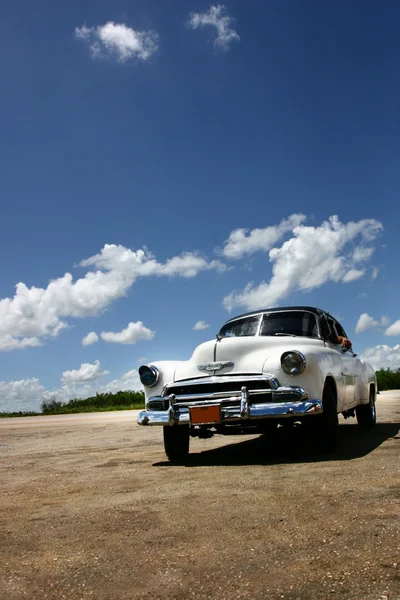 Vintage cuban car — Stock Photo, Image