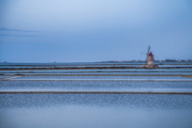 saline, Sicilya yatay
