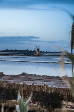 saline, Sicilya yatay