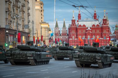 Armata T-14 ana Rus muharebe tankı