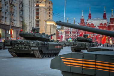 Armata T-14 ana Rus muharebe tankı