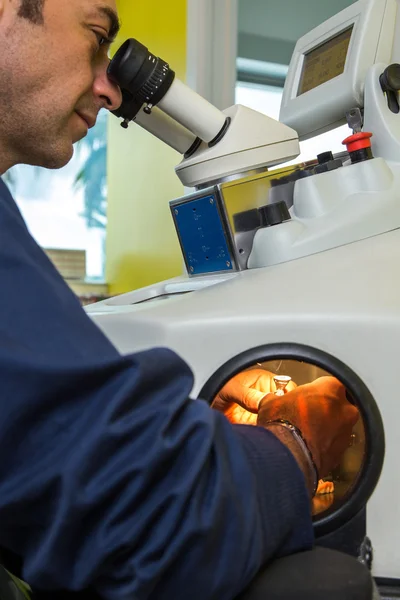 Laser processing for dental prosthesis — Stock Photo, Image