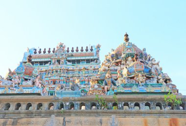 Gopuram göl ve su tankı Thillai Nataraja Tapınağı, chidambar