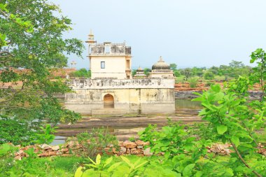 Göl Sarayı büyük Chittorgarh Fort ve zemin Rajasthan