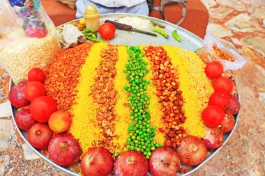 çanak baharat ve kuruyemiş Hindistan