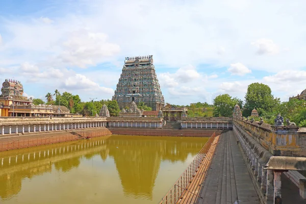 Masivní starověkého chrámu komplexu chidambaram Tamilnádu Indie — Stock fotografie