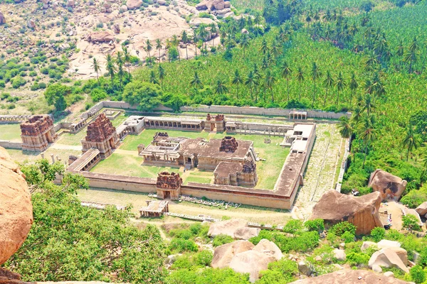 Nefes kesici ve büyük Hampi Unesco Dünya Mirası Site Karnatak