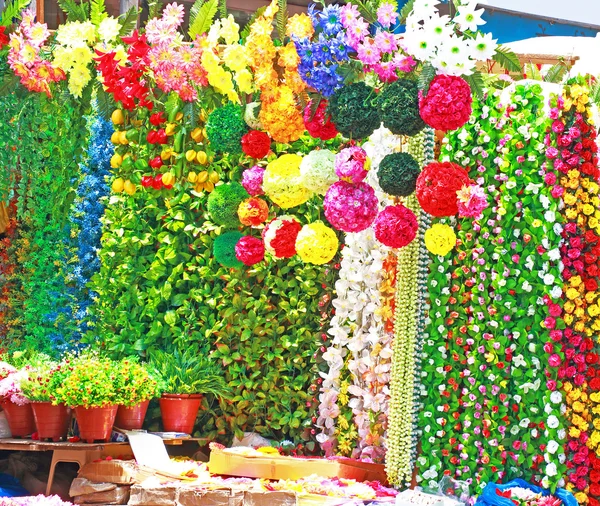 Kleurrijke weergave van bloemen — Stockfoto