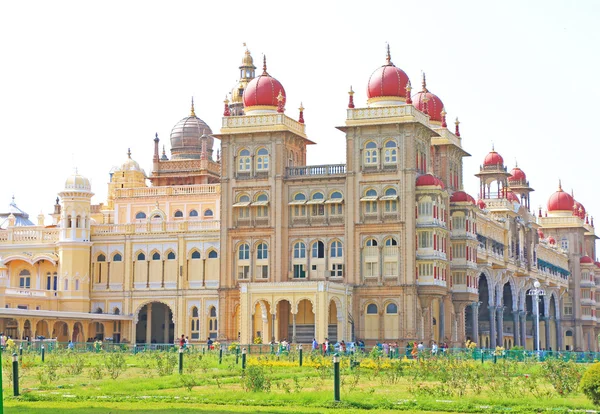 மைசூர் அரண்மனை கர்நாடகா இந்தியா — ஸ்டாக் புகைப்படம்