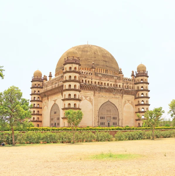 Gol gumbaz palácio e mausoléu bijapur Karnataka Índia — Fotografia de Stock