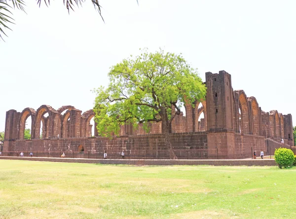 Aincent arches and ruins bijapur Karnataka india — Stock Photo, Image