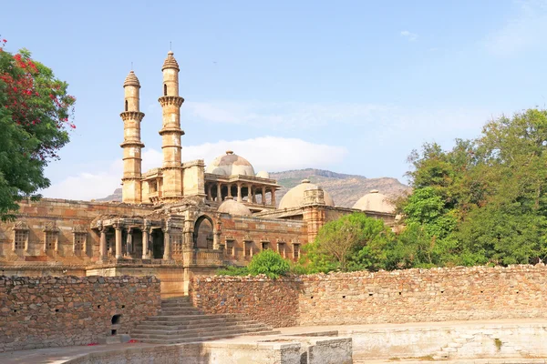 Pavagadh arkeolojik Park dünya mirası sit alanı, eski binalar — Stok fotoğraf